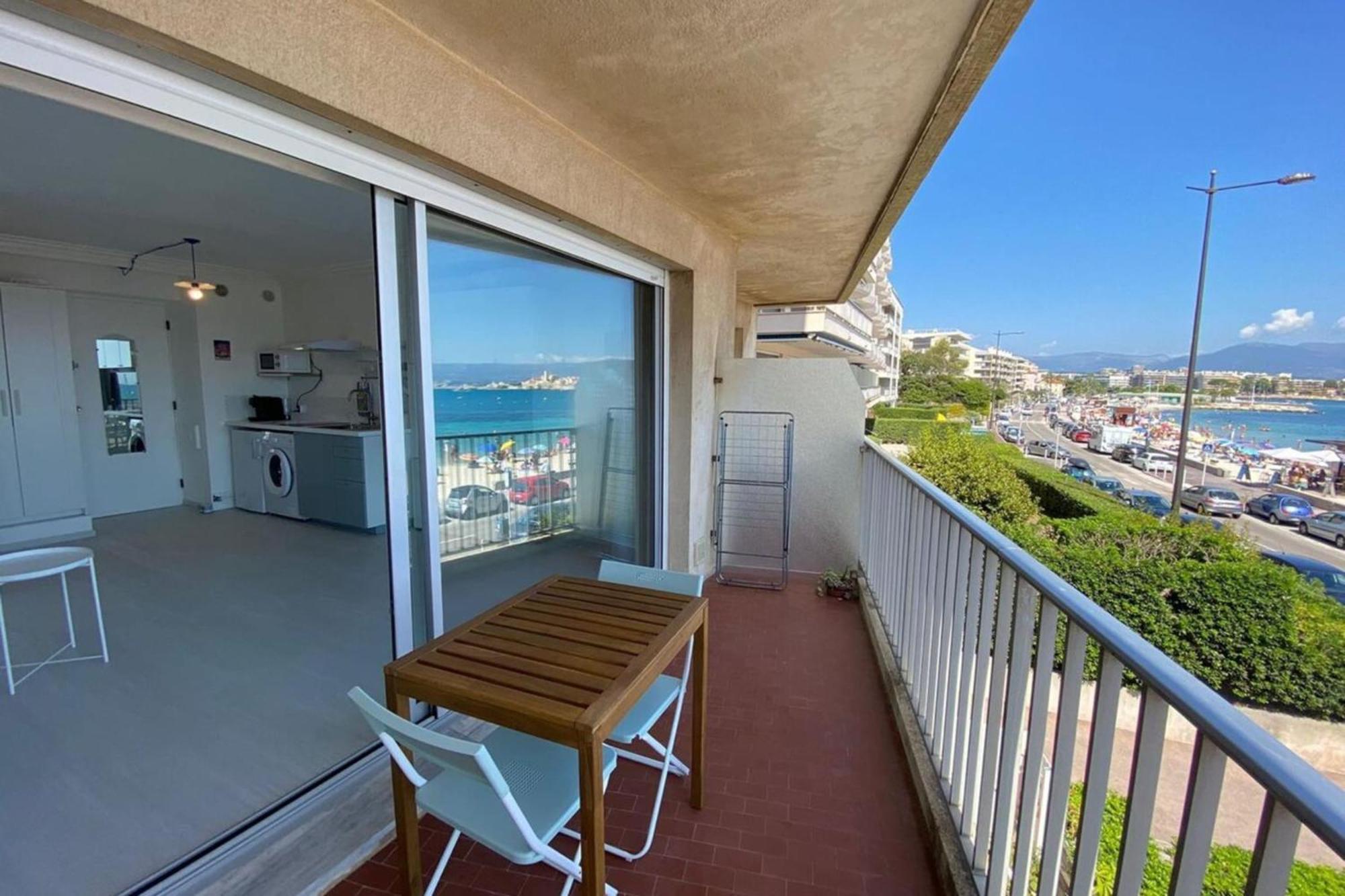 06At1 - Cosy Seaside Studio In An Ideal Location 昂蒂布 外观 照片