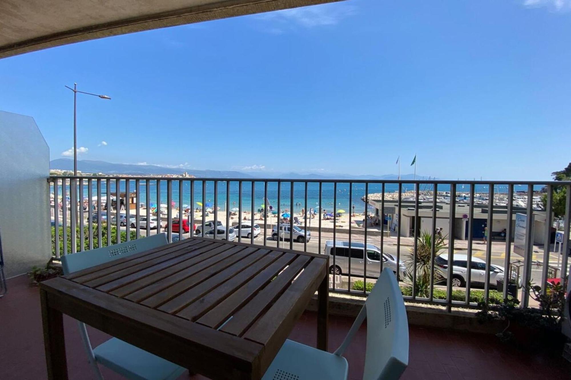 06At1 - Cosy Seaside Studio In An Ideal Location 昂蒂布 外观 照片
