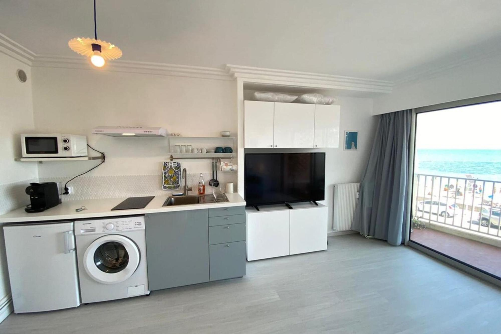 06At1 - Cosy Seaside Studio In An Ideal Location 昂蒂布 外观 照片