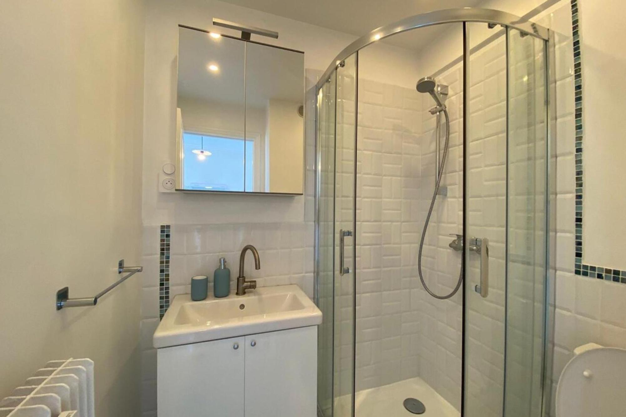 06At1 - Cosy Seaside Studio In An Ideal Location 昂蒂布 外观 照片